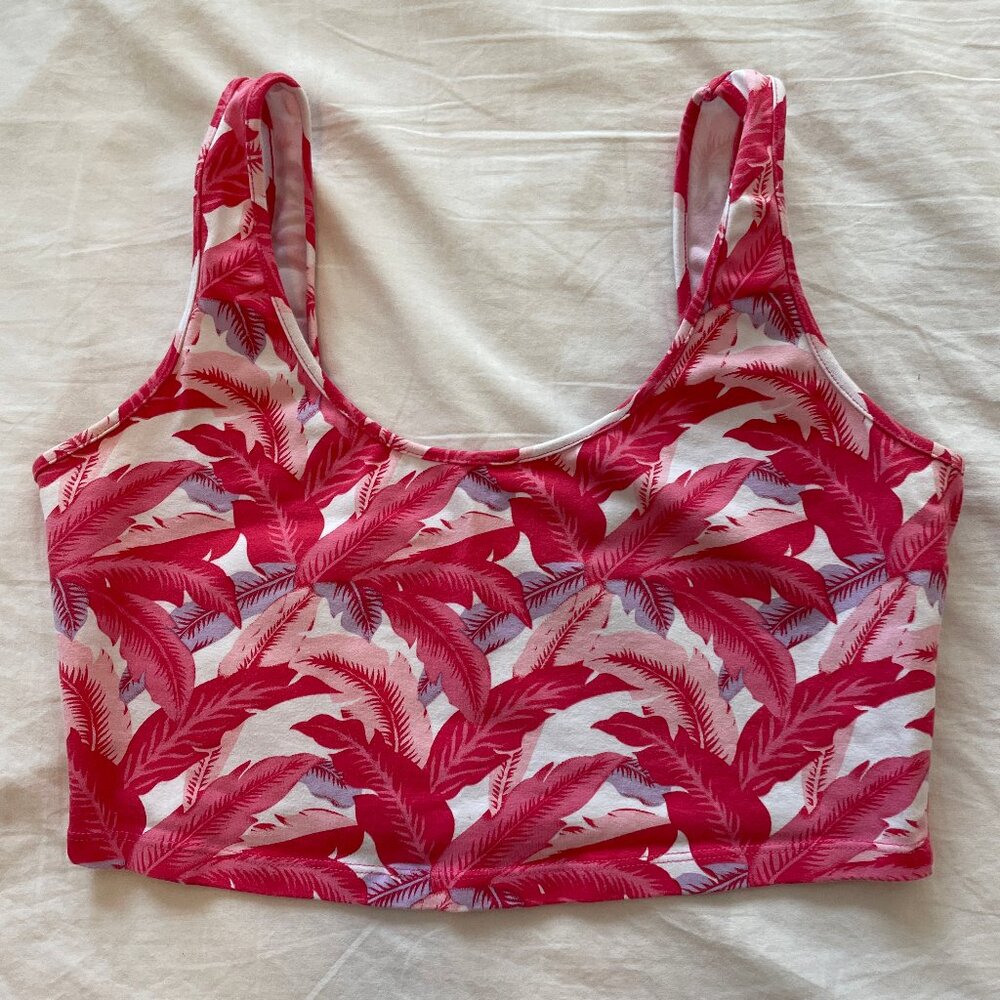 Manners London Api Stretchy Crop in Pink Banana Leaf sz S